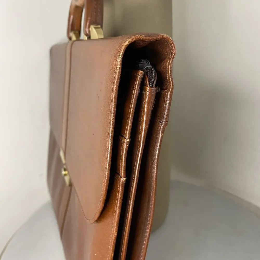 VTG Cognac Brown Leather Briefcase Attaché Case Trifold Wall Street Finance Bro
